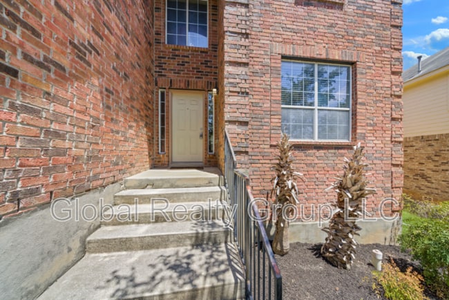 Building Photo - 20418 Cliff Park Ln