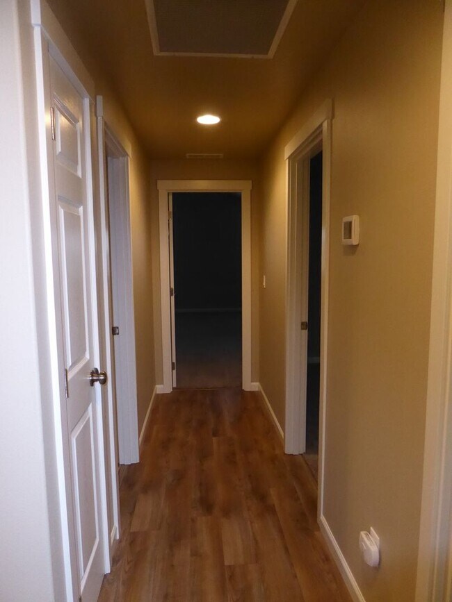 Building Photo - 21190 Capella Pl