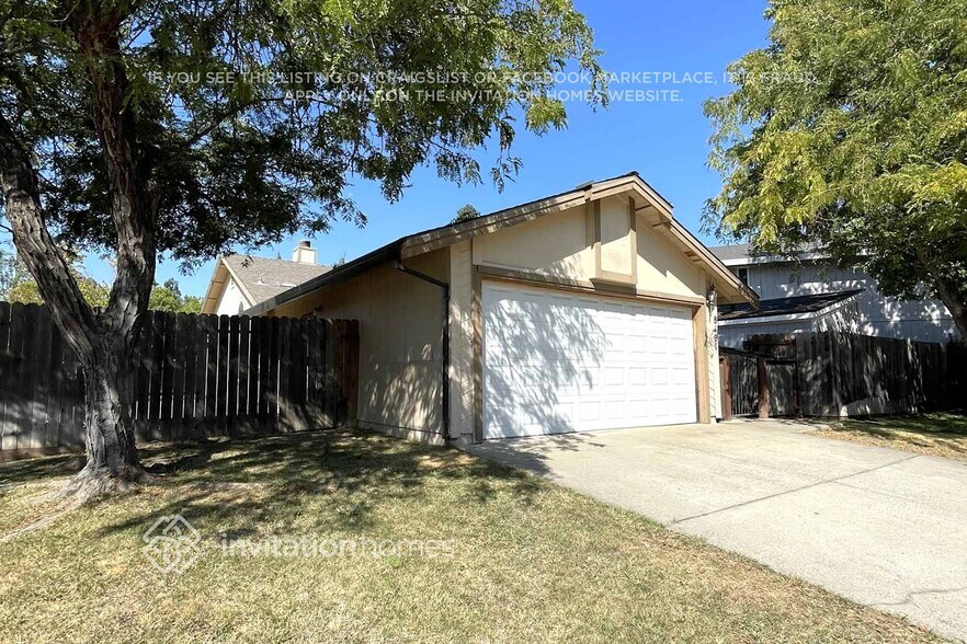 Building Photo - 8101 Bonelli Ct