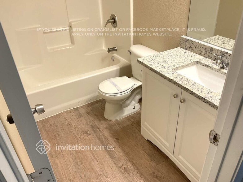 Building Photo - 926 Gillon Dr