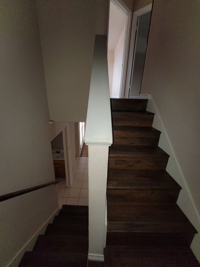 Building Photo - WYKEHAM CONDOS