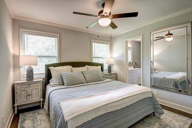 Building Photo - House 3 bed, 2 bath
