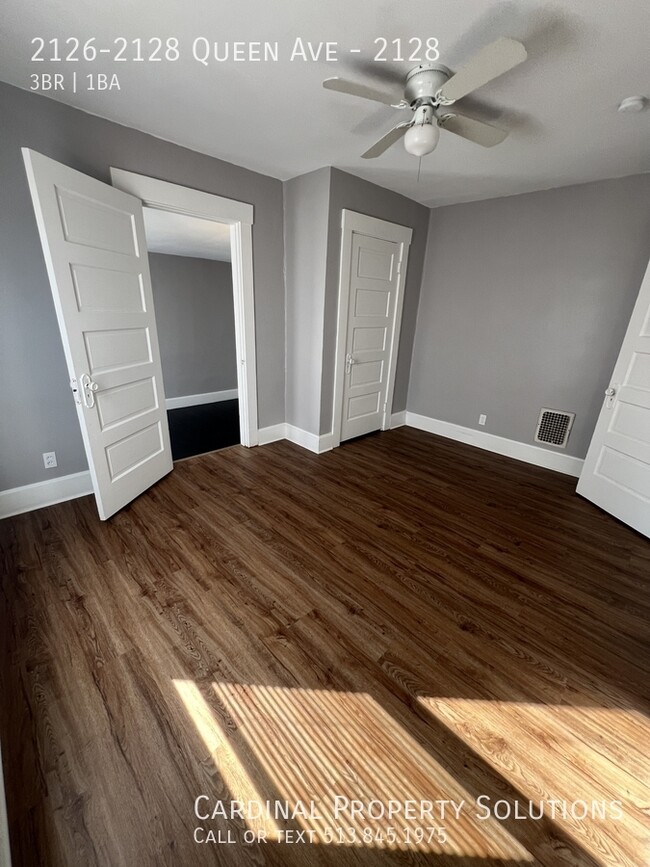 Building Photo - Inviting 3-Bedroom Townhouse with Flex Roo...