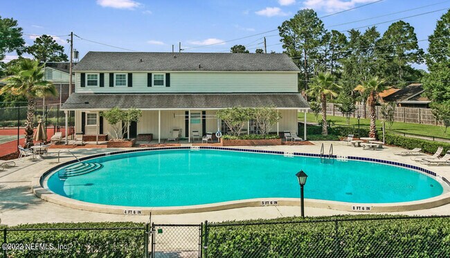 Building Photo - 4915 Baymeadows Rd