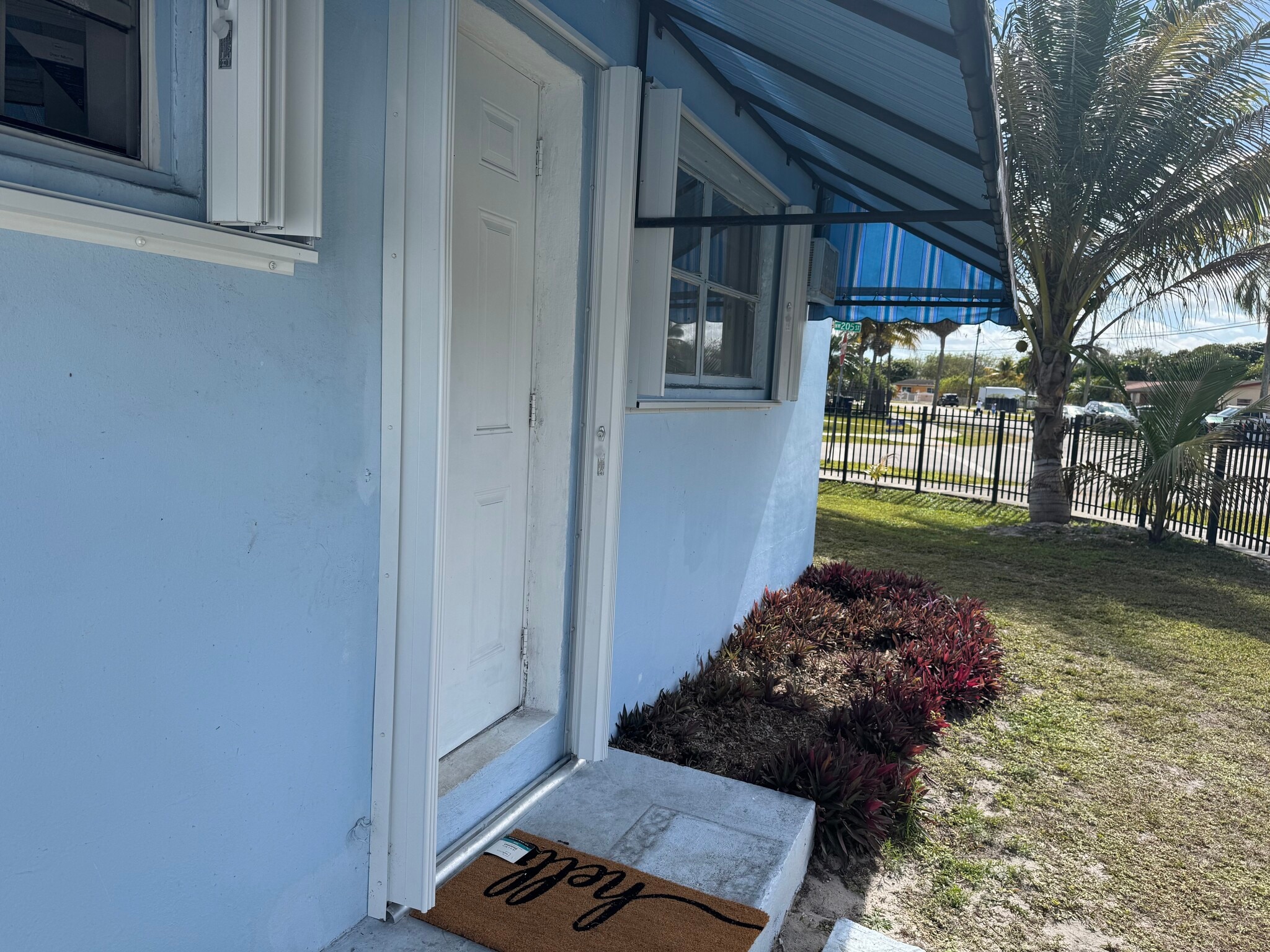 Building Photo - 2635 NW 205th St