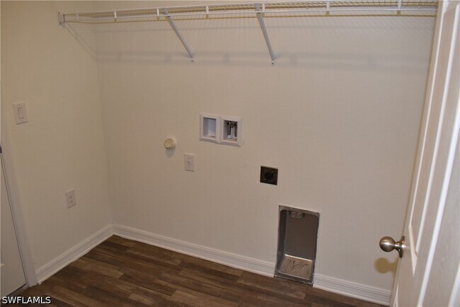 Building Photo - 3503 Samoa Ave