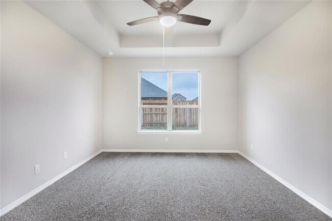 Building Photo - 828 Laguna Grn Ln