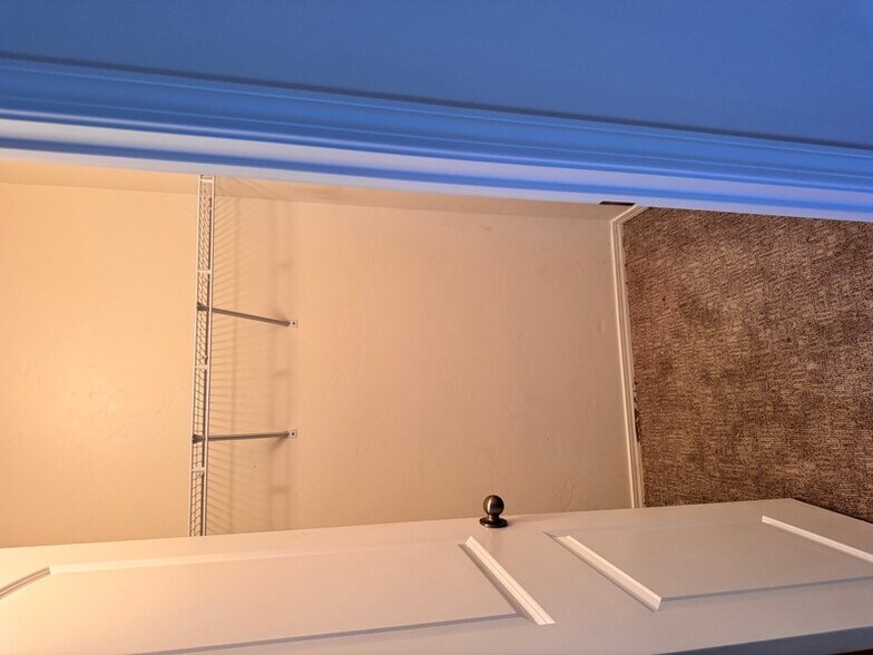 Building Photo - 3534 S White Tail Trail