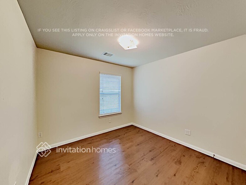Building Photo - 18822 N Lyford Dr
