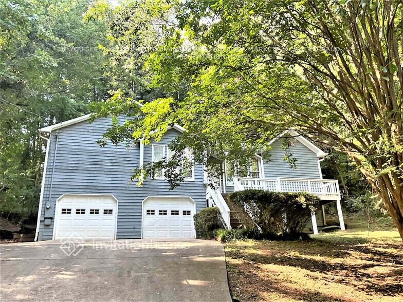 Primary Photo - 155 W Mountain Oak St
