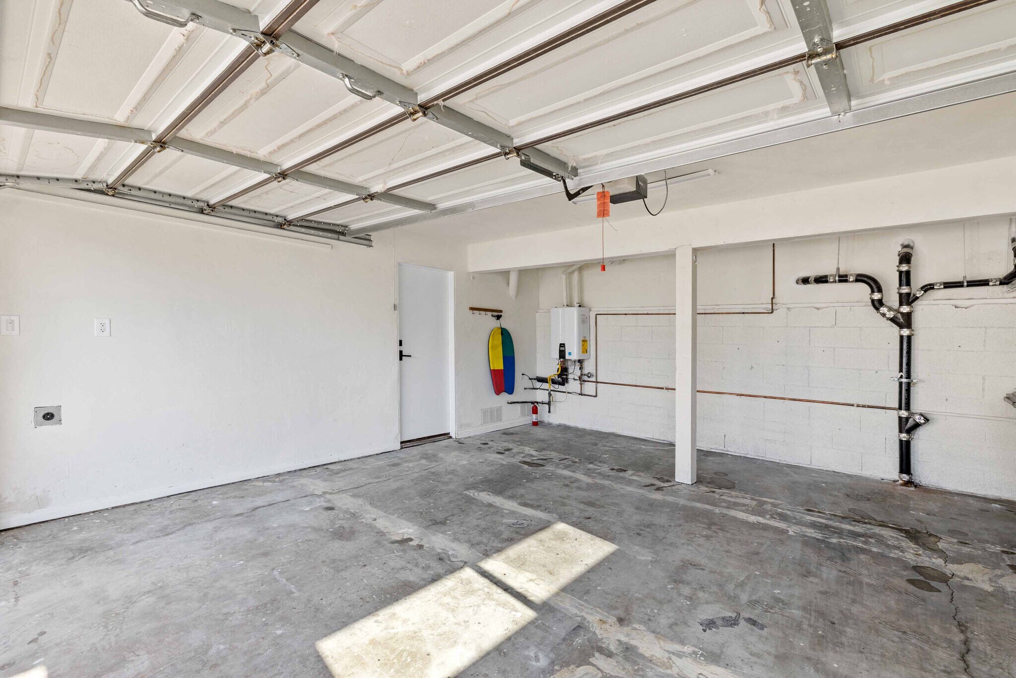 Building Photo - 2612 Alma Ave