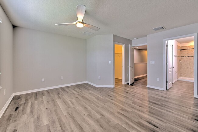 Building Photo - 5116 Bay Isle Cir