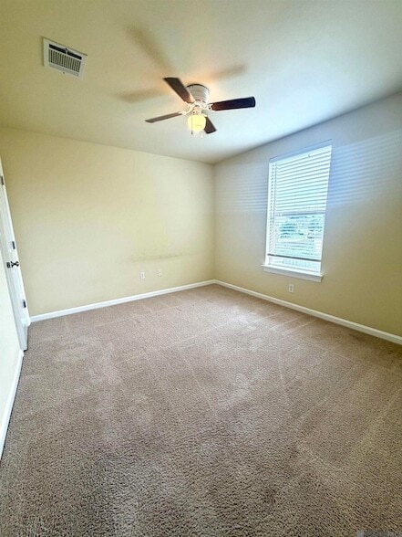 Building Photo - 18163 Pinehurst Dr