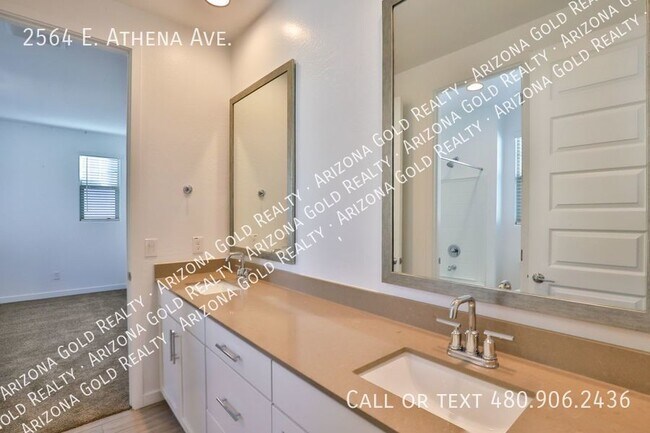 Building Photo - 2564 E Athena Ave