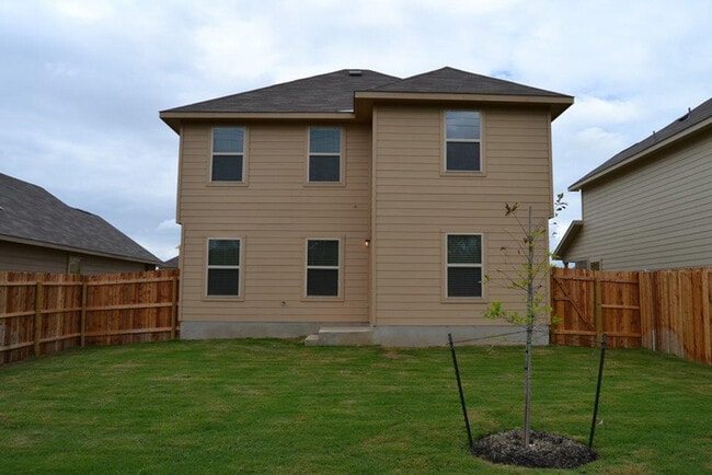 Building Photo - 10714 Goose Way