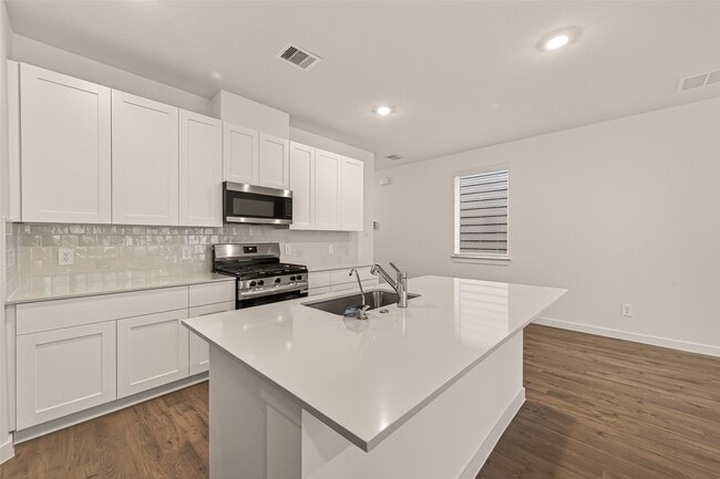 Building Photo - 3539 Shearwater St