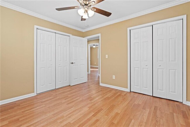 Building Photo - 159 Walnut St NW