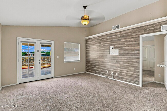 Building Photo - 11412 Flor Veronica Dr