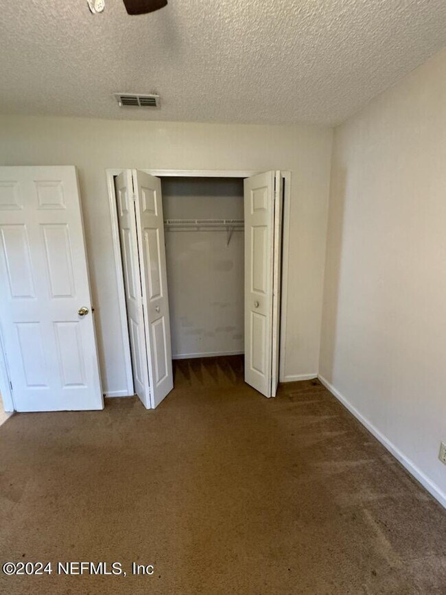 Building Photo - 13572 Lobo Ct