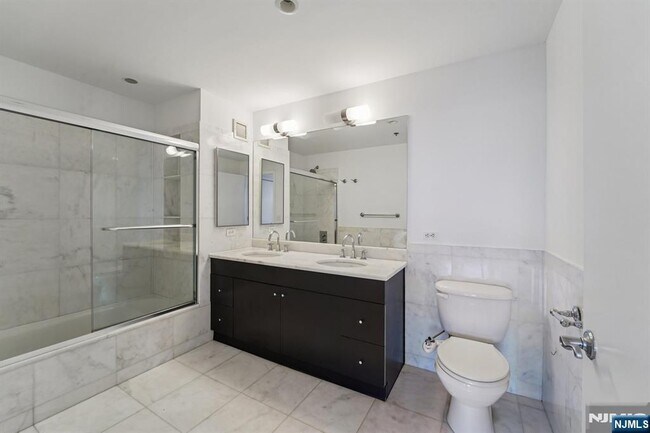 Building Photo - 3118 City