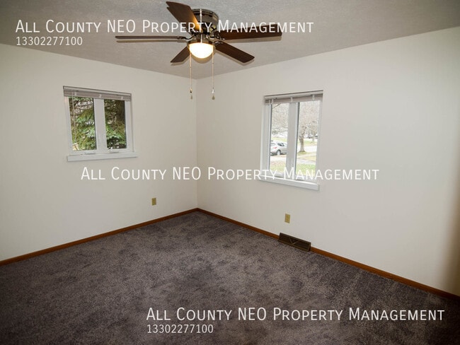 Building Photo - 1319 Sparhawk Ave