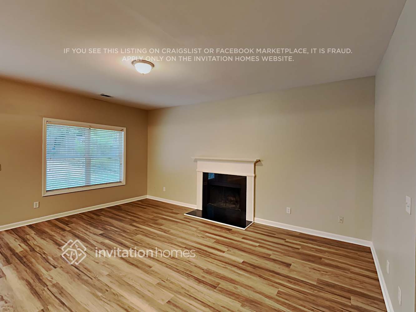 Building Photo - 147 Hawthorn Dr