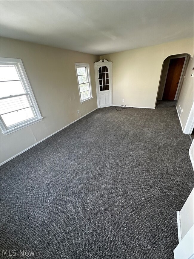 Building Photo - 1234 Sackett Ave