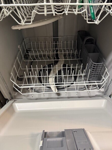 New Dishwasher - 3961 SE 18th Ave