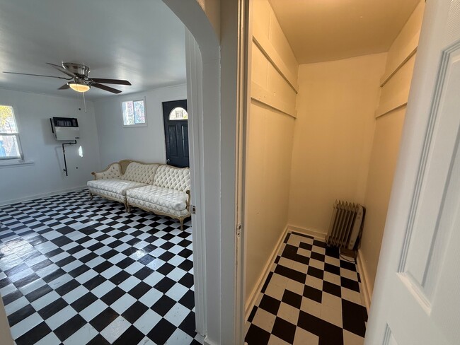 Building Photo - 5201 W Eddy St