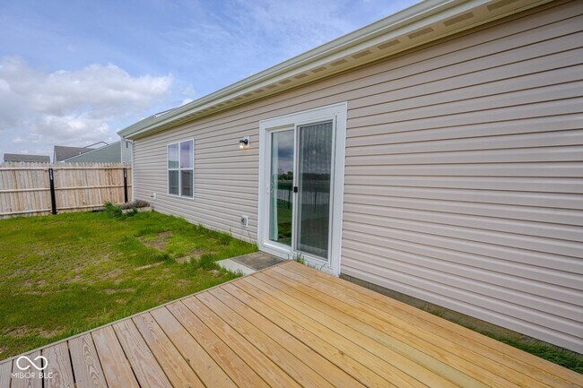 Building Photo - 1488 Juniper Dr