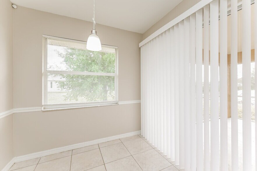 Building Photo - 3731 15th St W