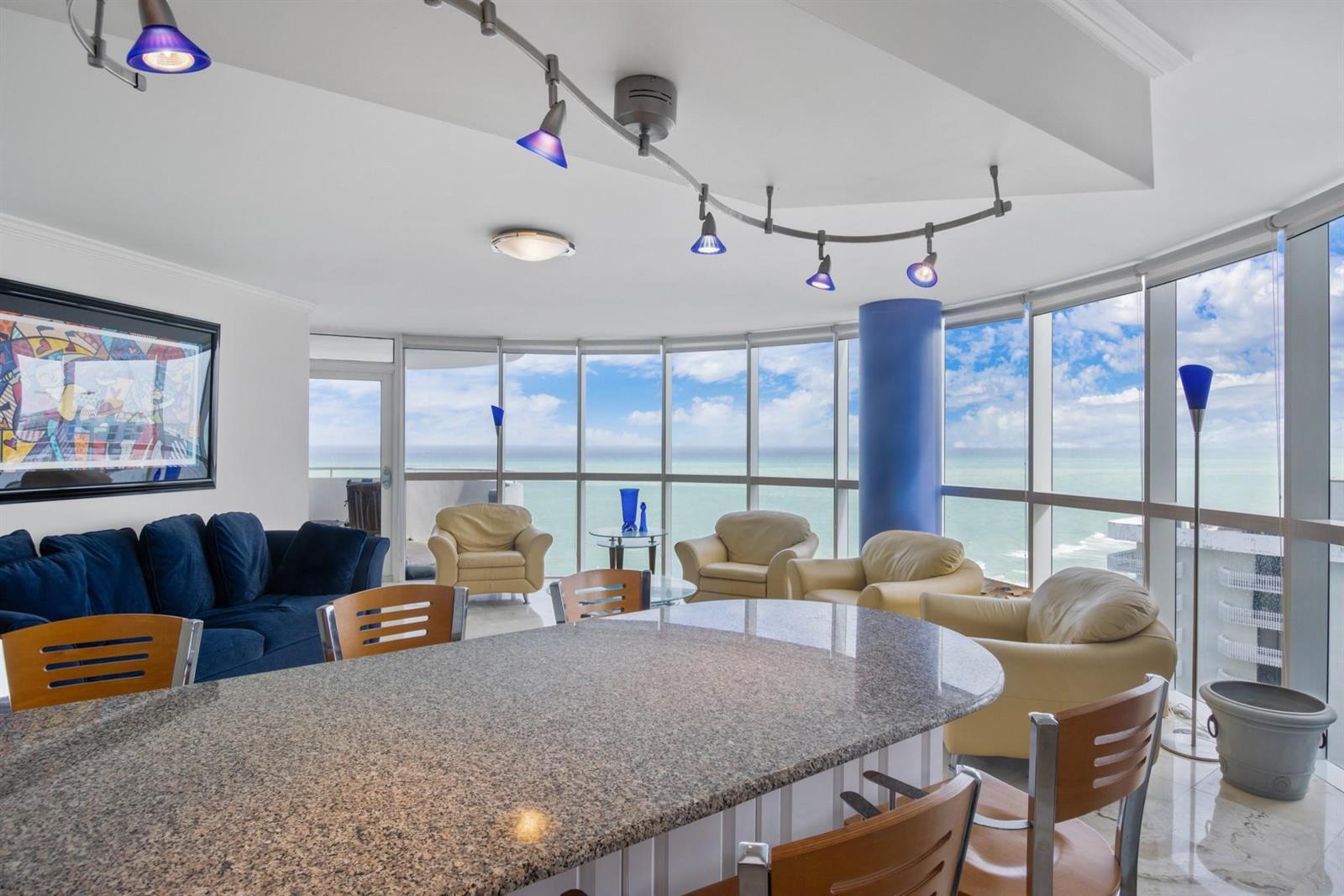 Building Photo - 6301 Collins Ave