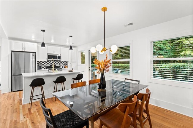 Building Photo - 500 Collier Ridge Dr NW