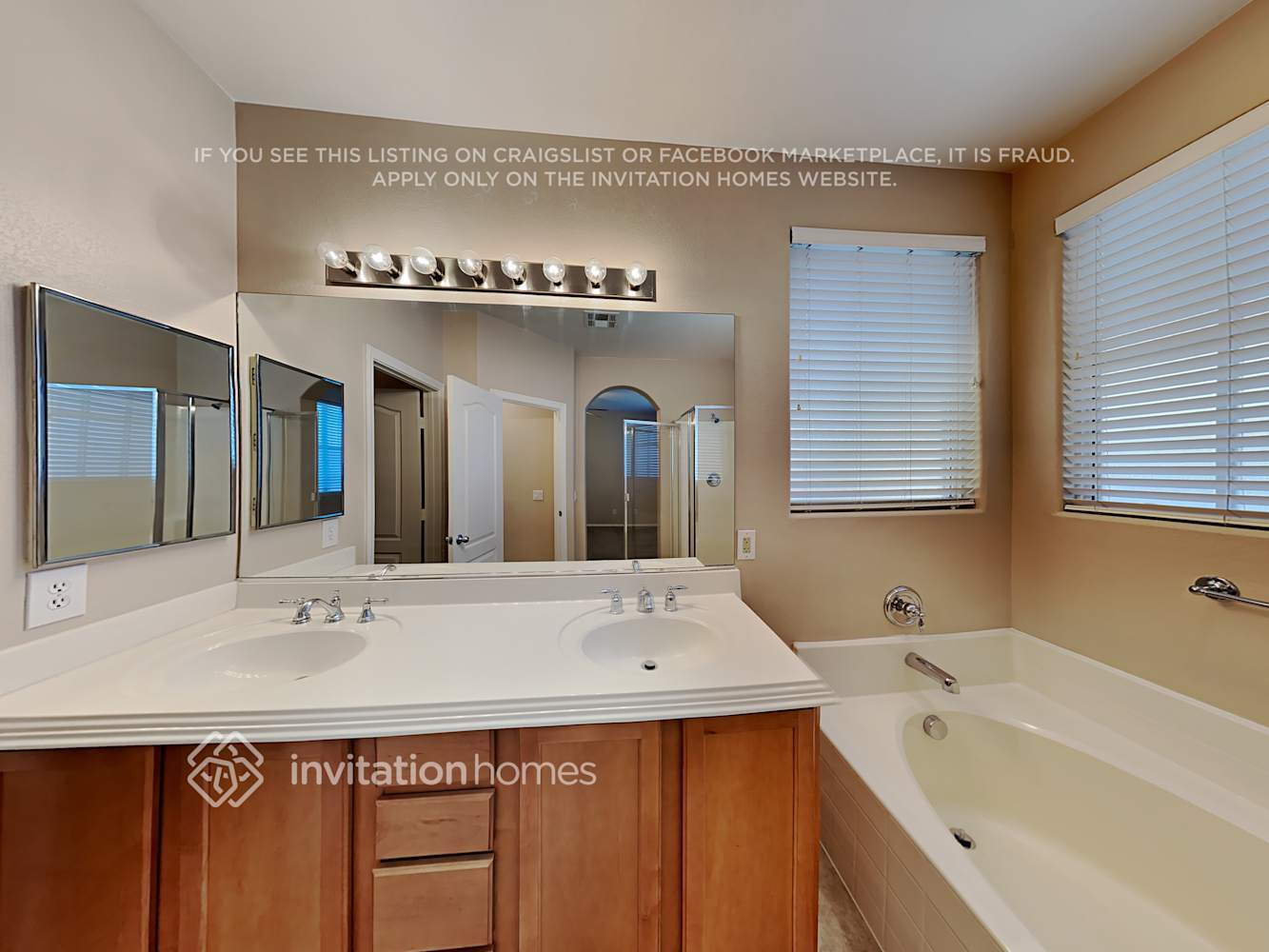 Building Photo - 792 Golden Sedum Dr