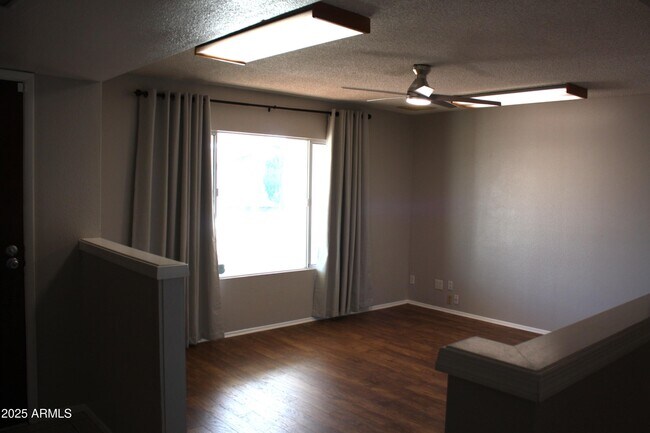 Building Photo - 15420 N 58th Ave
