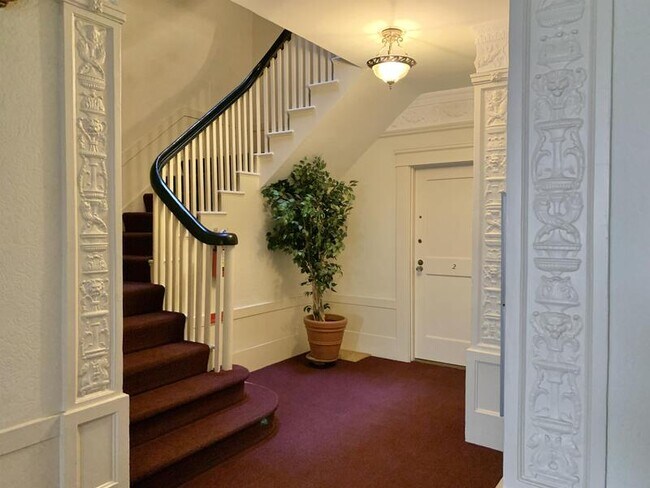 Building Photo - 601 Stockton St