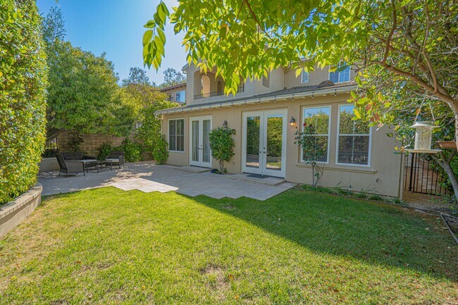 Building Photo - 4 Bedroom Home for Rent in The Woodlands!