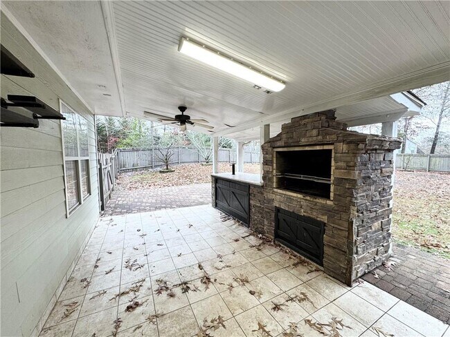 Building Photo - 5212 Pine Branch Cir