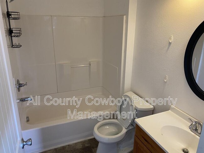 Building Photo - 1222 Logan Ave