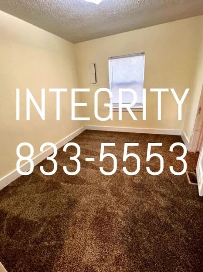 Building Photo - 1849-1851 N. Johnston