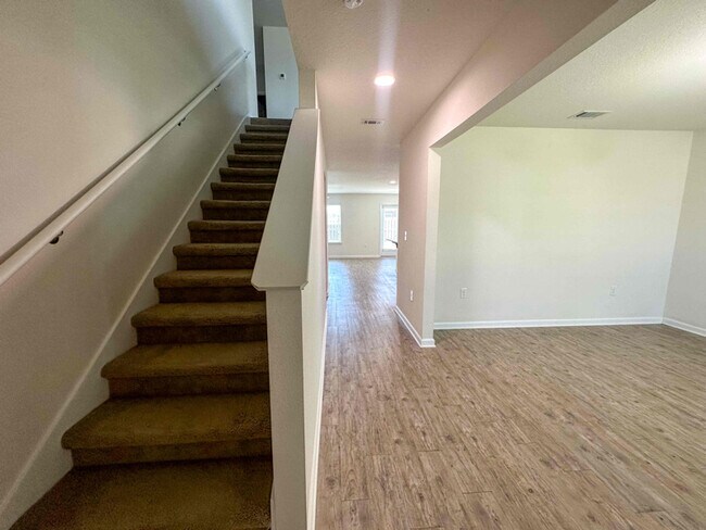 Building Photo - 733 Widgeon Wy
