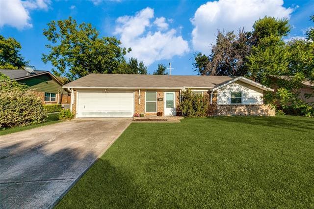 Primary Photo - 108 Mariana Dr