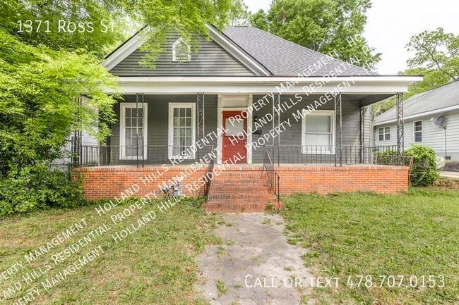Primary Photo - 1371 Ross St