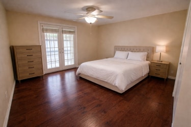 Building Photo - 8620 Baltimore Dr