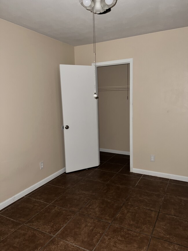 2nd bedroom - 3653 W Berridge Ln