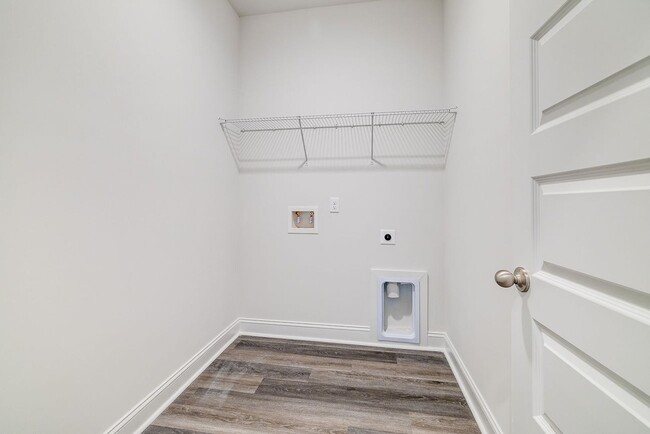Building Photo - Beautiful 4BR Home in Woodland Trail – Top...