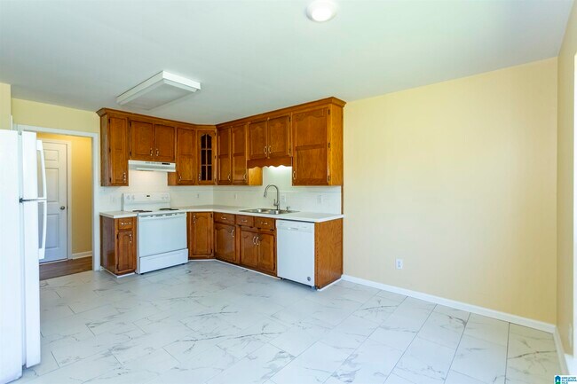 Building Photo - 713 Jason Cir
