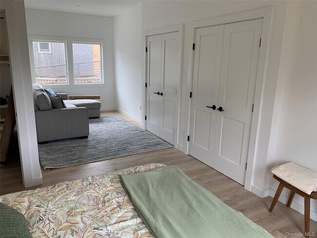 Building Photo - 7 Atlantic Ave