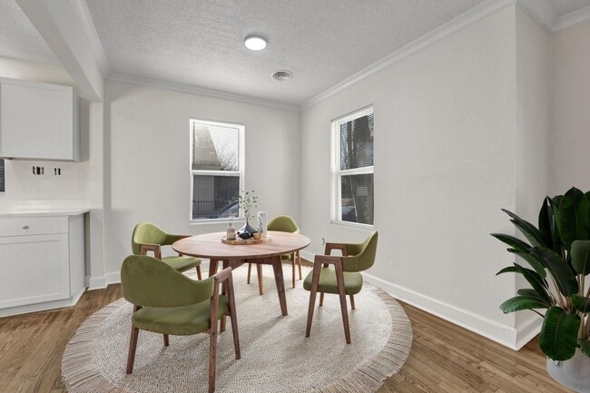 Building Photo - 3780 Shirlwood Ave