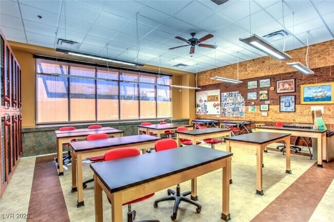 Building Photo - 7453 Crested Quail St